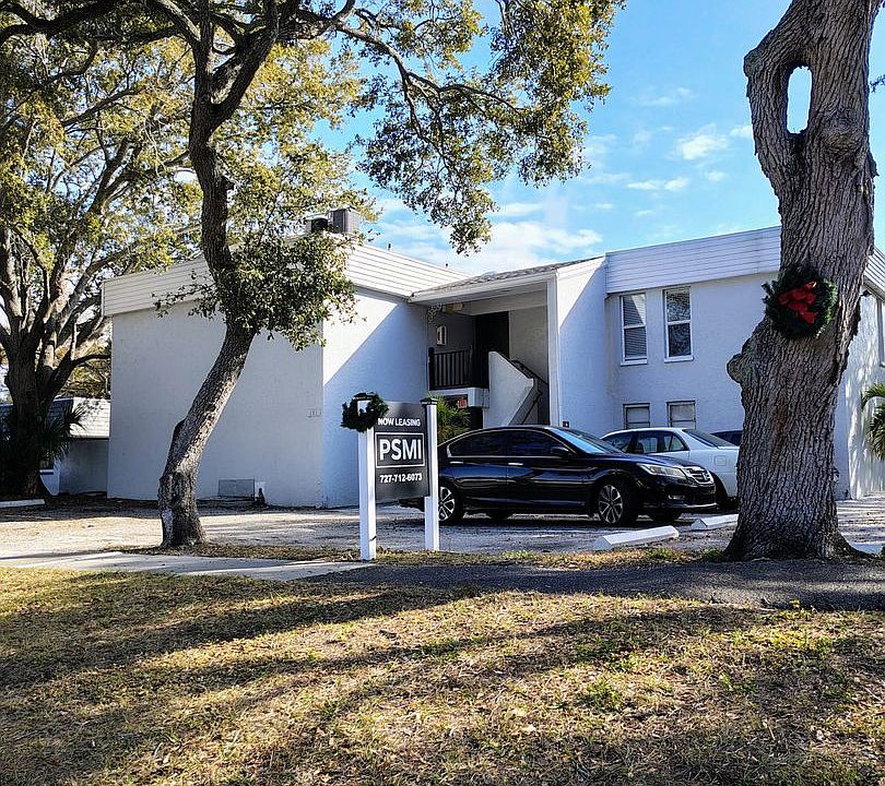 1st image of 101 N Fernwood Ave #1