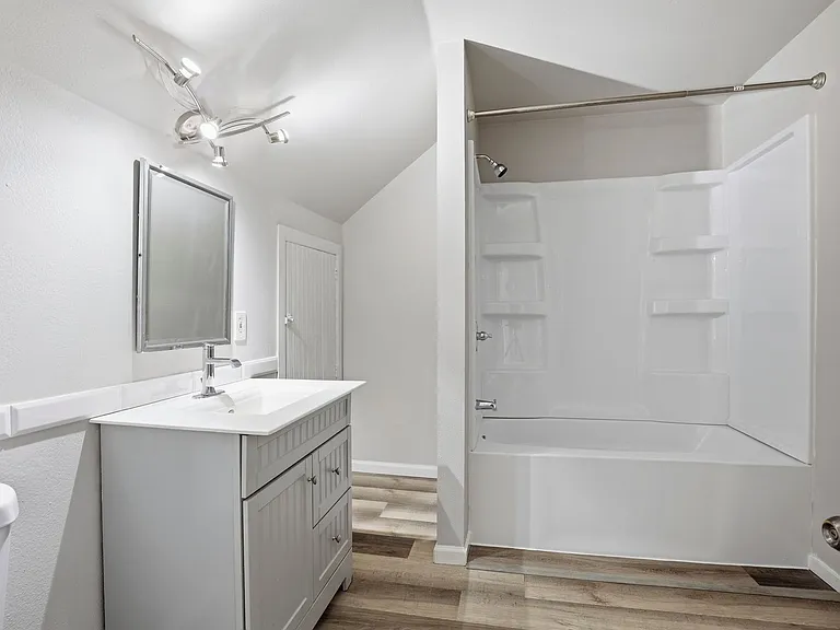 1125 S 7th St — Photo 22
