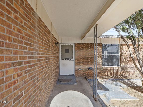 5th image of 3320 Mc Lean St
