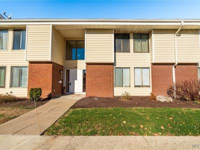 45 Bee Hunter Ct UNIT B, East Amherst, NY, 14051