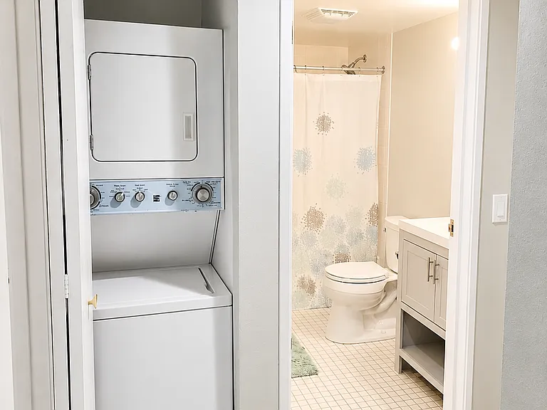1520 N River West Ct #2B — Photo 11