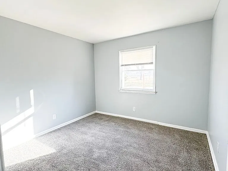 Garfield Vista Apartments — Photo 6