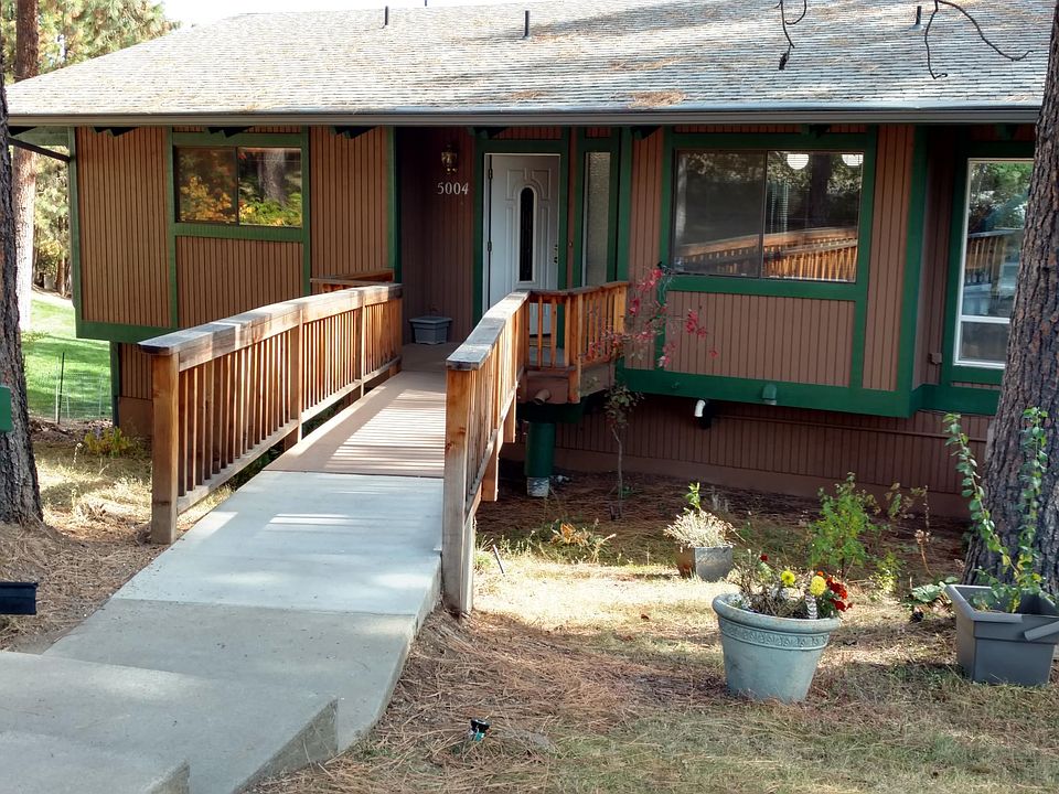 Easy Walkway to Front Door