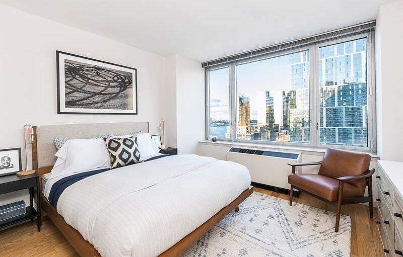 1st image of 601 W 57th St APT 3E