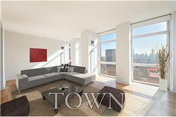 Rented by Town Residential | media 13