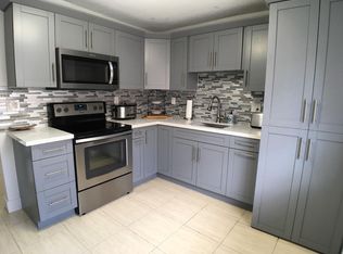 1390 NW 2nd St APT 6, Miami, FL 33125