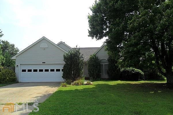 1st image of 210 Chandler Heights Cir