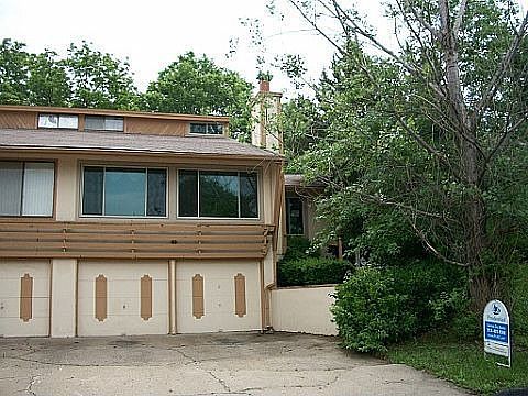 2nd image of 719 N 74th Ter