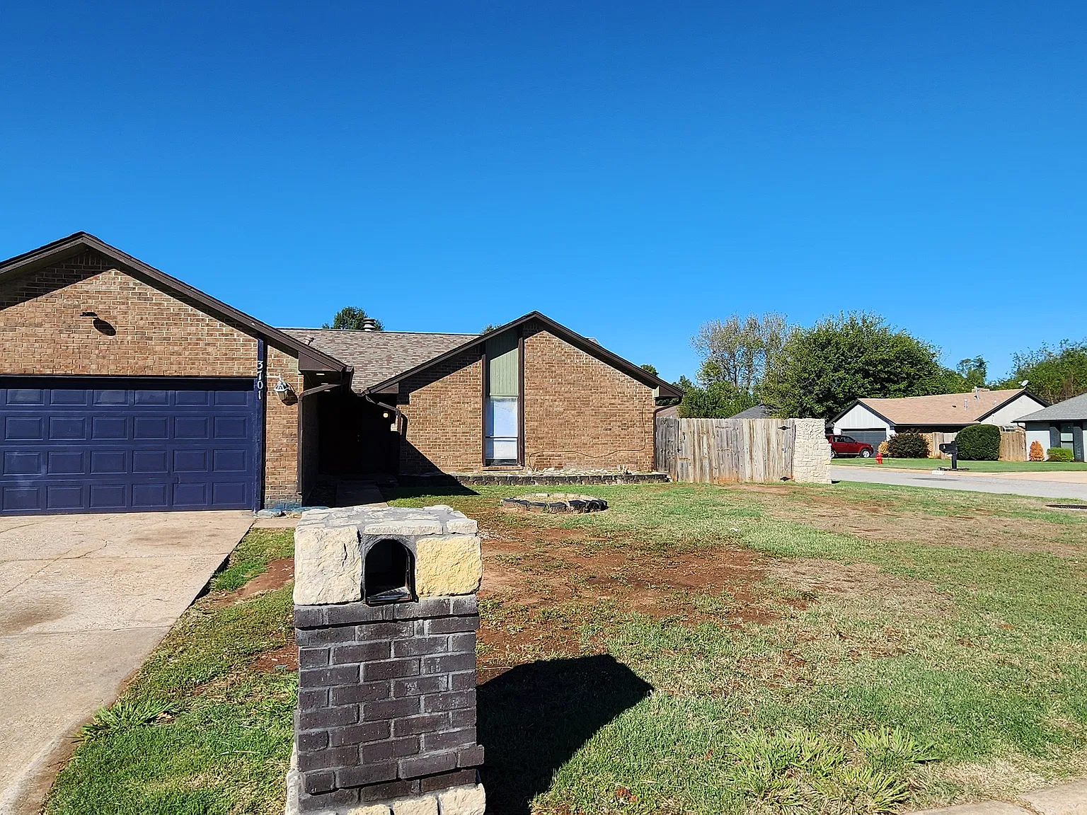 3 bed, 1462 sqft, $1,300 — Photo 1
