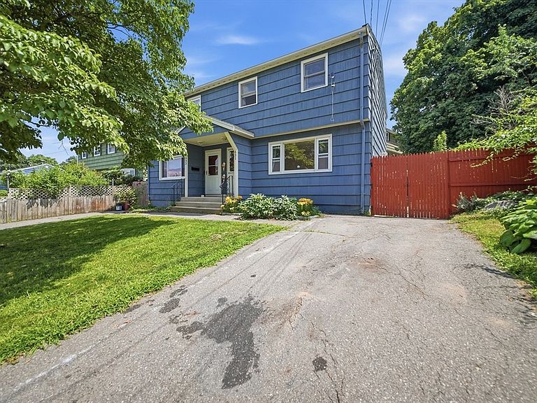Listing photo 5