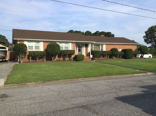 269 Overholt Dr, Virginia Beach, VA 23462