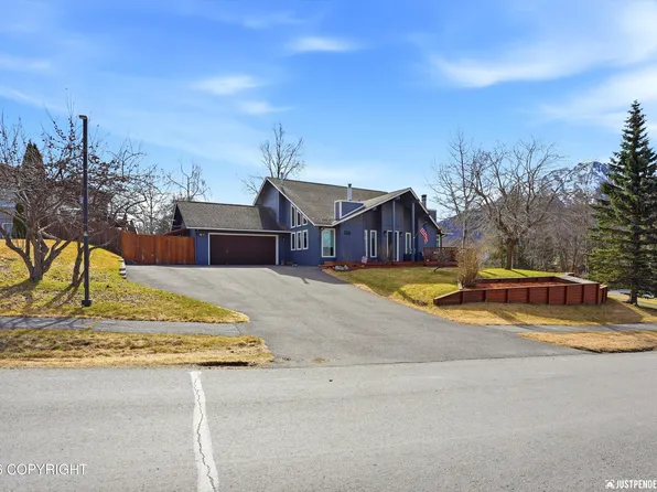 9717 E Chichagof Loop, Eagle River, AK 99577