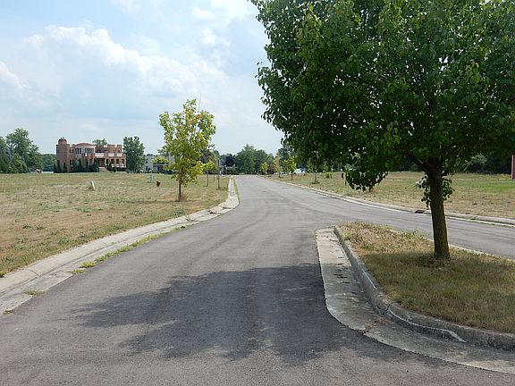 4th image of 42121 Kouza Ct #1