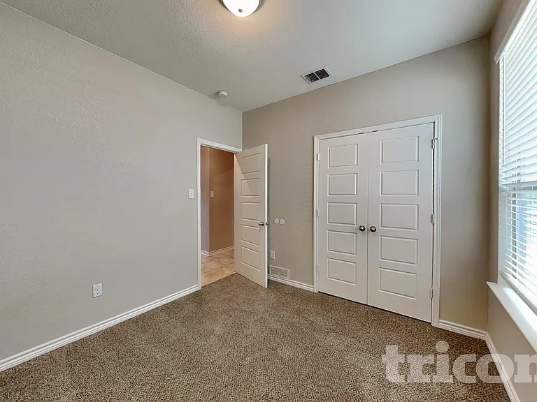 8303 Pioneer Fld — Photo 12