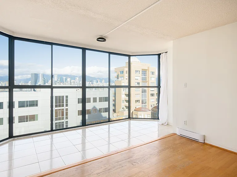 1268 Broadway W #720 — Photo 2