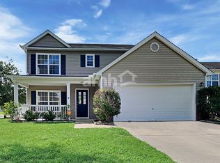 5001 Athol St, Summerville, SC 29485