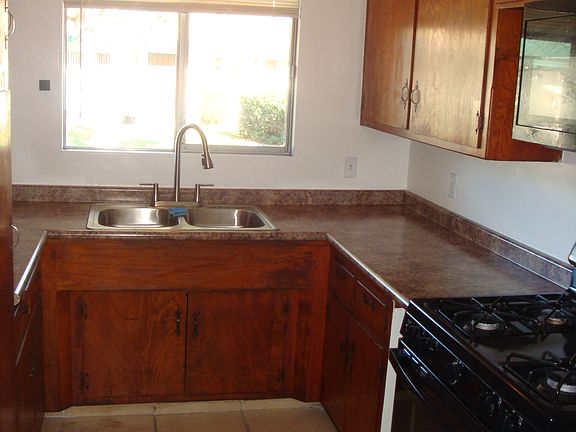 2nd image of 137 S Topanga Dr APT 4