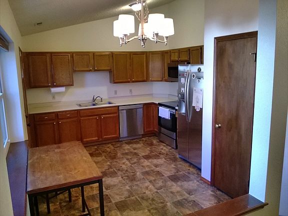 Eat in Kitchen 11 x 14