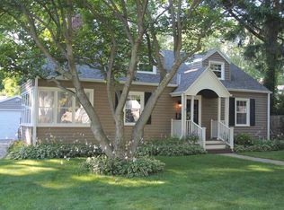 1719 Ohio Pkwy, Rockford, IL 61108