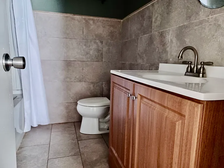2524 Palmetto St — Photo 15