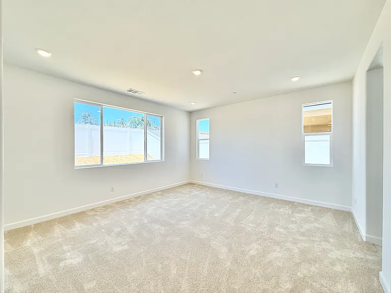 153 Mellano Way — Photo 5