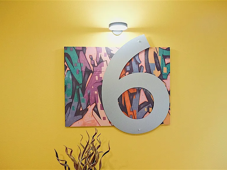 Ori on the Ave — Photo 20