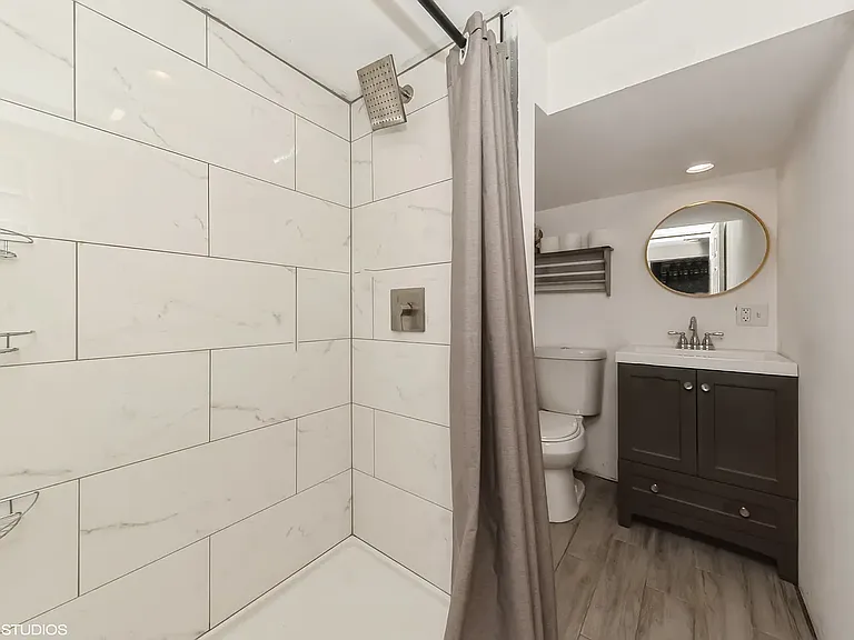 3633 N Nordica Ave — Photo 15