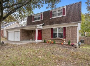 35 Glenna Dr, Saint Peters, MO