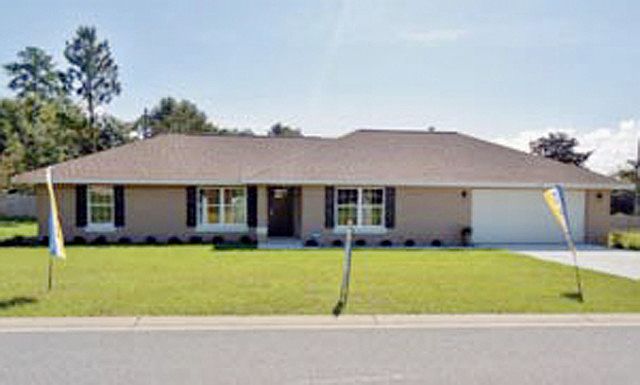 1st image of 1043 SE 65th Cir
