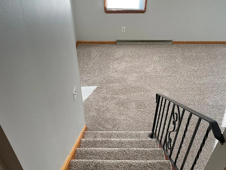 7064 Oriole Ave NW — Photo 5
