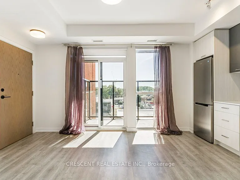2300 Saint Clair Ave W #527 — Photo 7