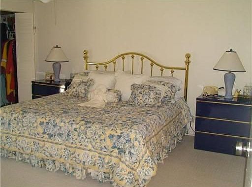 5th image of 5900 NW 44th St APT 306