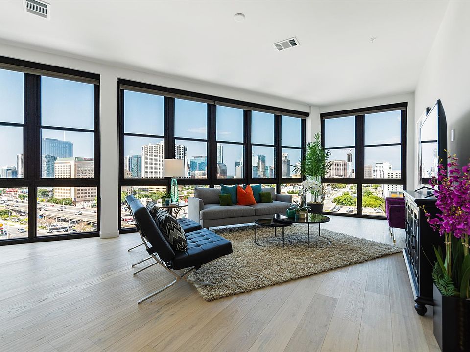 1st image of 800 Embassy Dr APT 525