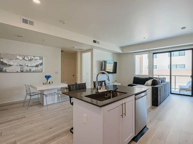 7300 E Earll Dr #2019 — Photo 28