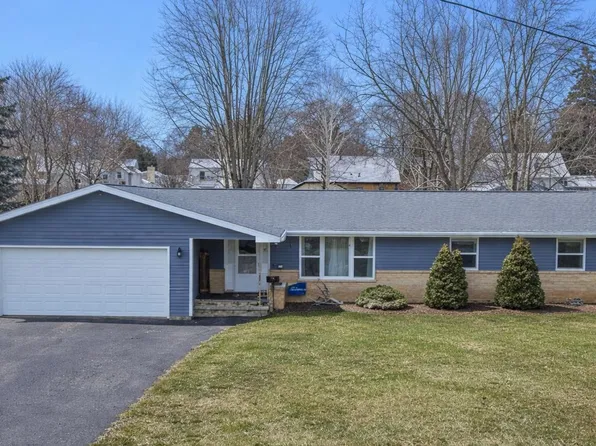 428 Lincoln St, Seymour, WI 54165