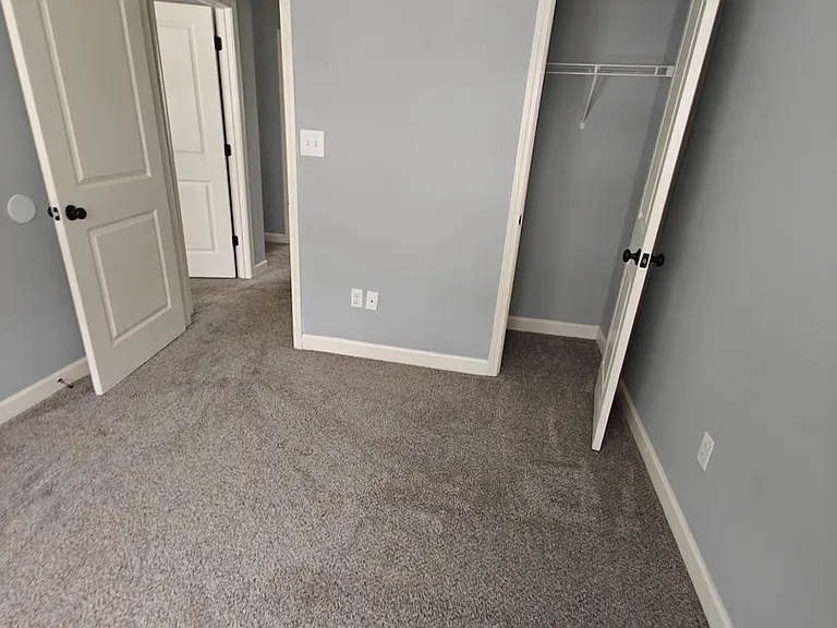 530 Brawley St — Photo 17