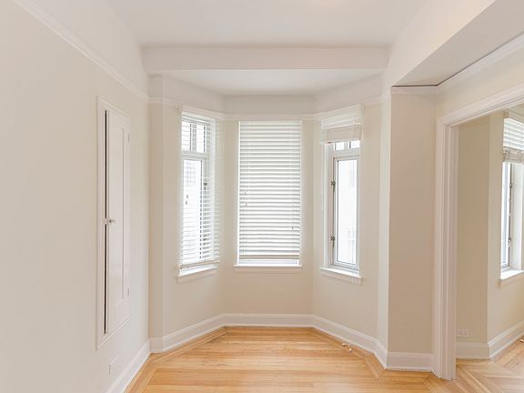 2nd image of 1360 Lombard St APT 504