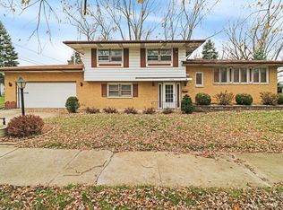 19106 Park Ave, Lansing, IL 60438