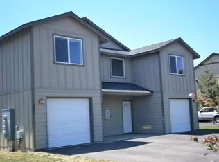 2816 SW Juniper Ave, Redmond, OR 97756