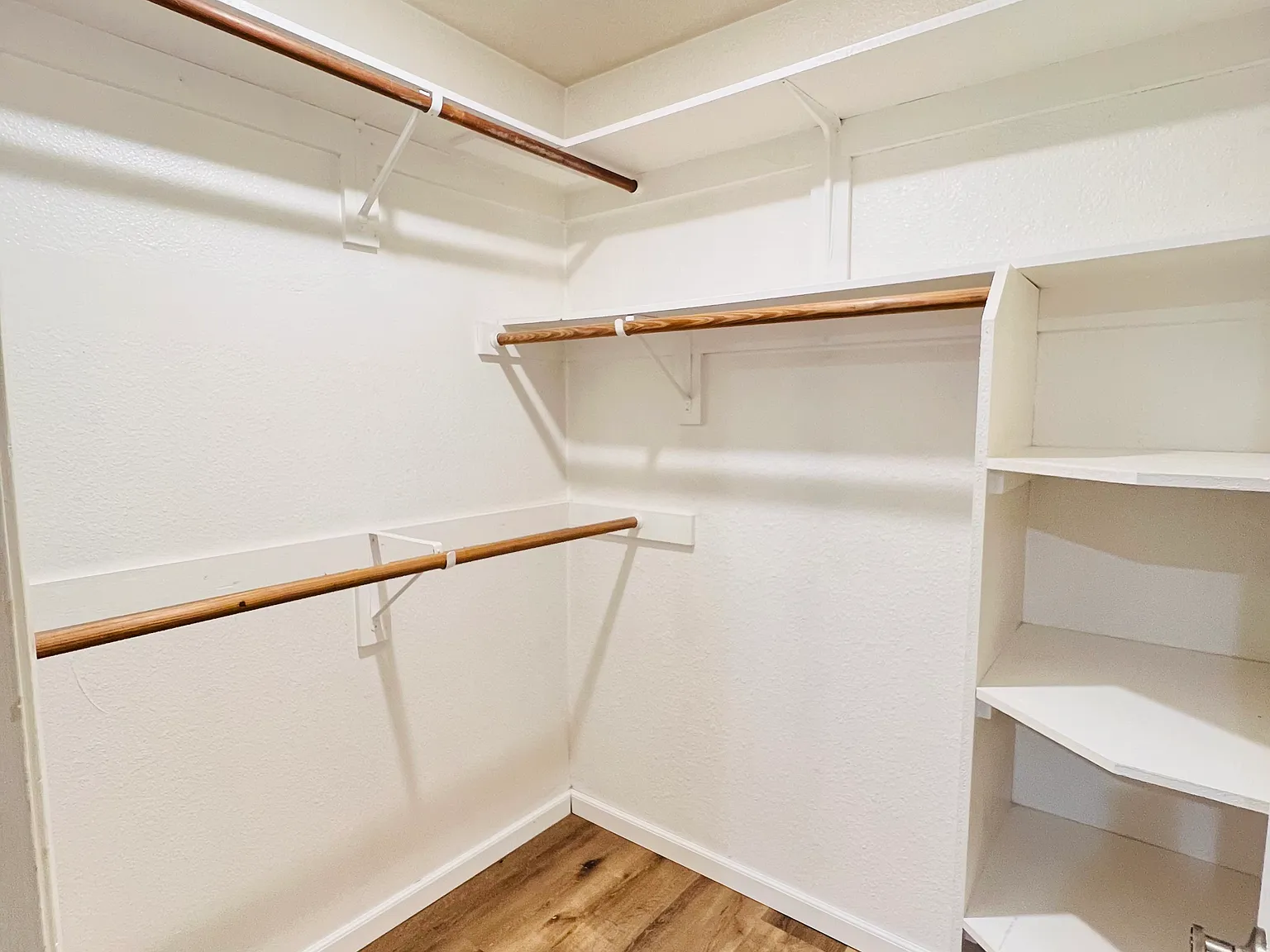 1 bed, 680 sqft, $1,600 — Photo 4