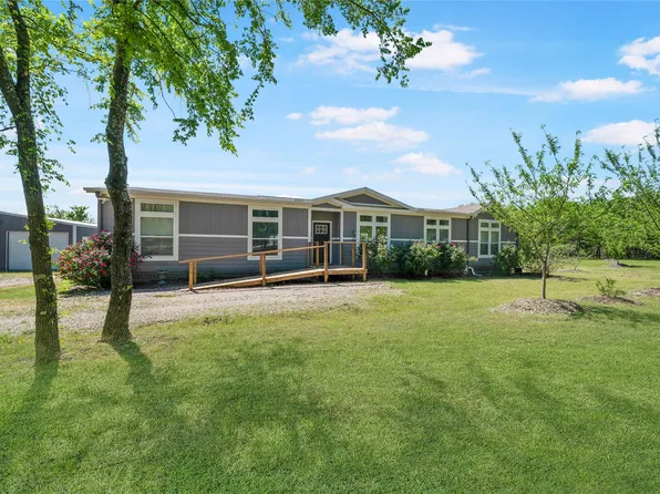126 County Road 118, Whitesboro, TX 76273