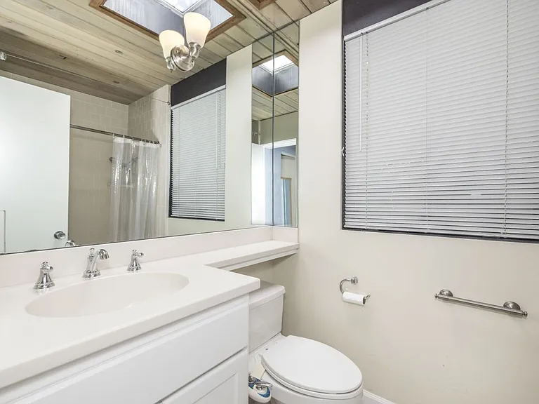 1134 Harker Ave — Photo 17
