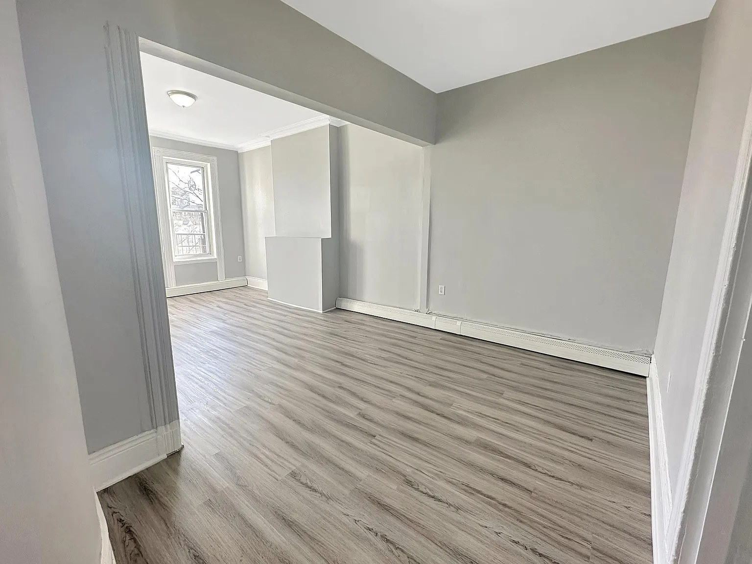 1 bed, 850 sqft, $1,800 — Photo 4