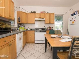 18 Alcott St #202, Allston, MA 02134