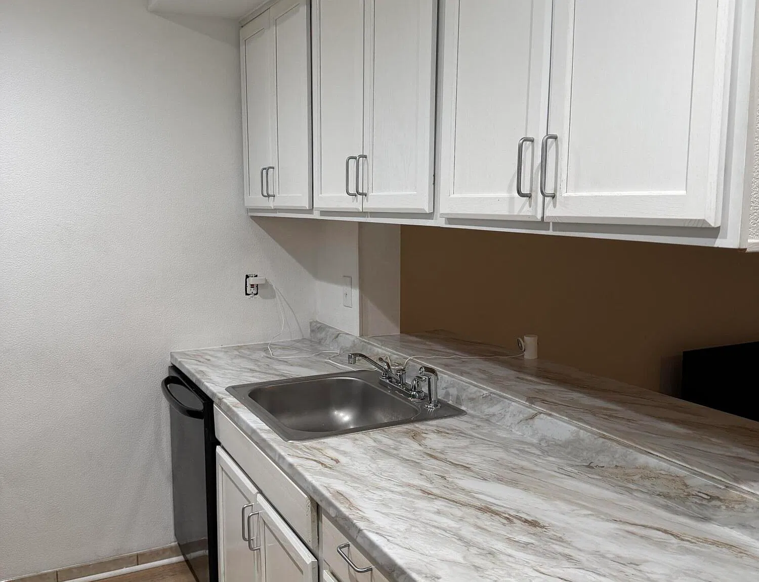 3 bed, 2.5 bath, 1428 sqft, $2,500 — Photo 2