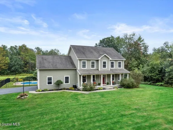 67 Lake Road, Ballston Lake, NY 12019