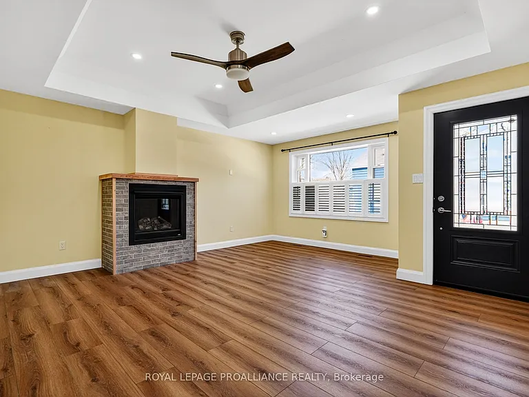 387 Mathew St — Photo 7