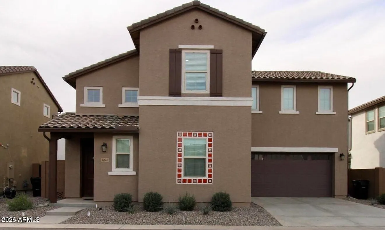 4 bed, 2.5 bath, 2097 sqft, $3,000 — Photo 2