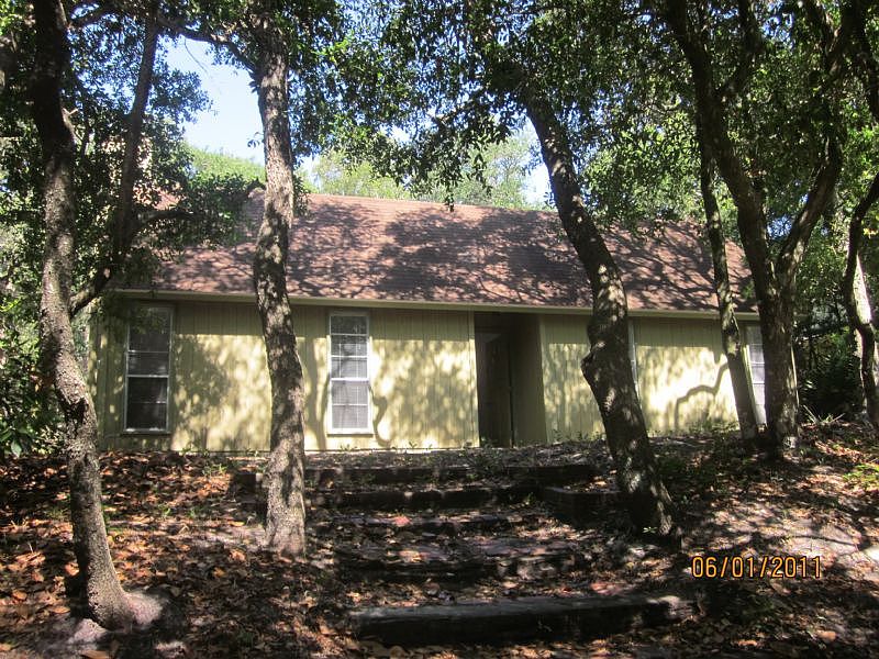 1st image of 3533 1st Ave