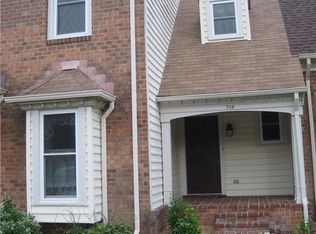 748 Skipwith Rd, Virginia Beach, VA 23464